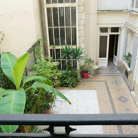 Porte Dauphine 2 Pieces 16